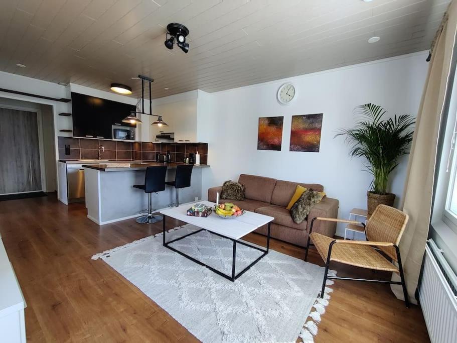 Private Apartment Near Ruissalo, Castle, Harbour - Ac, Free Parking Turku Eksteriør billede